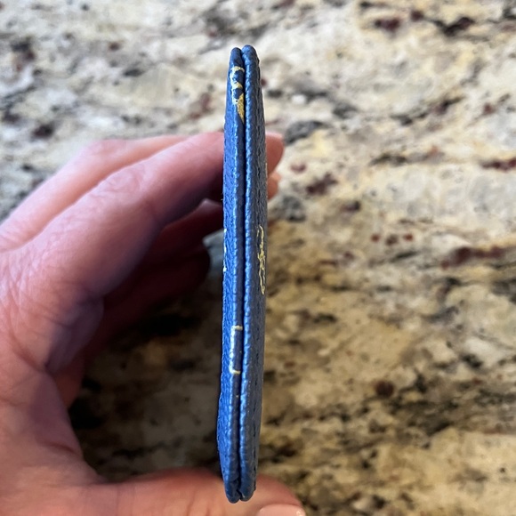 Dooney & Bourke DB Monogram Blue Leather ID Holder Card Case Yellow Monogram - Picture 4 of 4